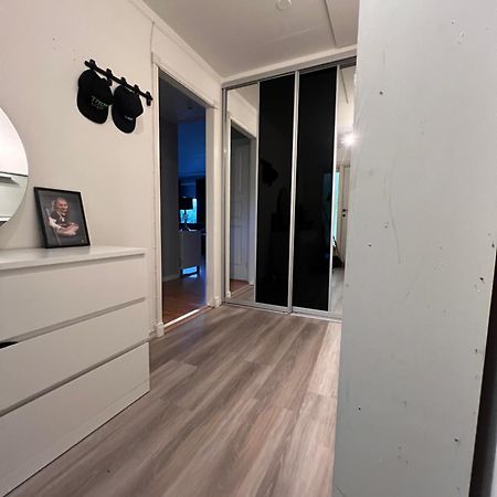 Luftig Og Sentral Leilighet I Tromsdalen Tromsø Kültér fotó